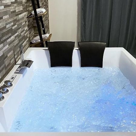 Relax & Chill Apartamento Sevran Exterior foto