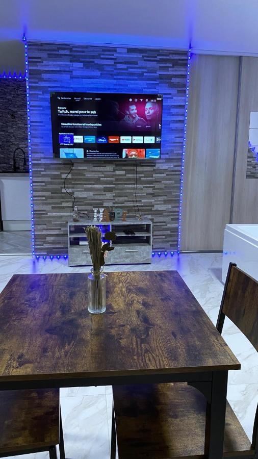 Relax & Chill Apartamento Sevran Exterior foto